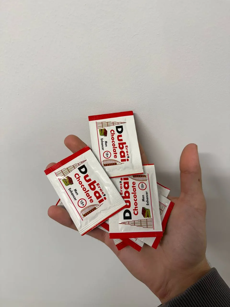 dubai chocolate erect 